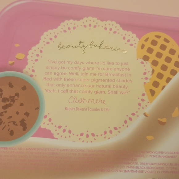 Eyeshadow palette - Picture 4 of 4